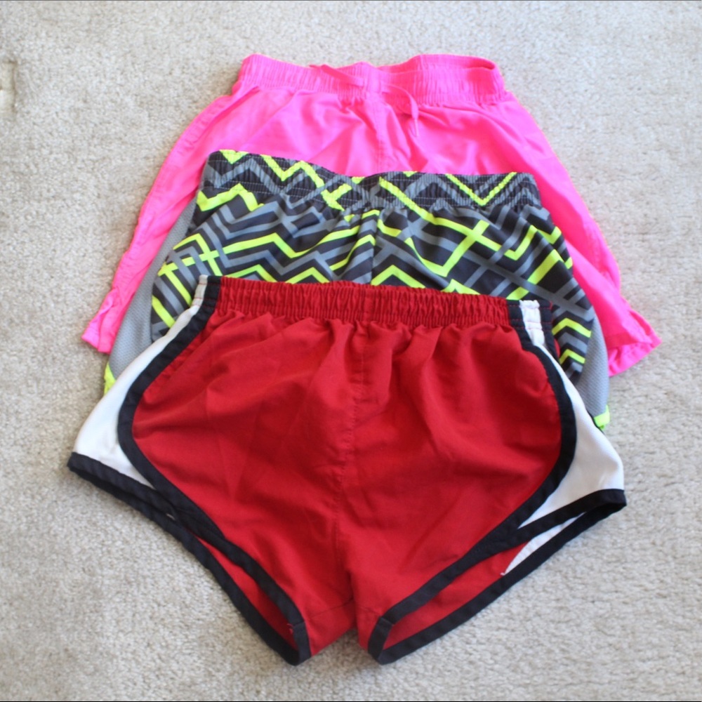 THREE track shorts-bundle